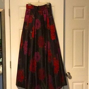 Eliza J Floral Jacquard Ball long Skirt